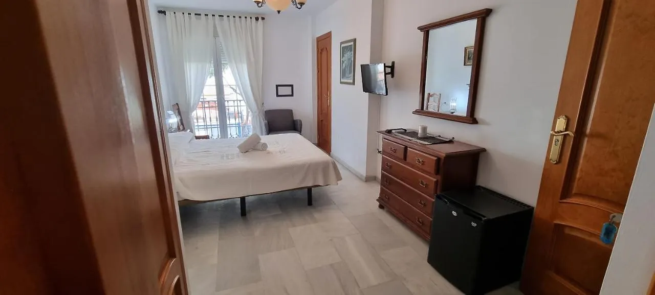 Hotel La Morena Fuengirola 0*,