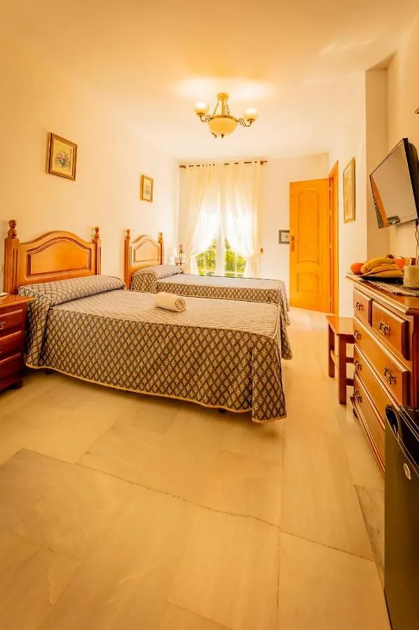 Hotel La Morena Fuengirola Bed & Breakfast