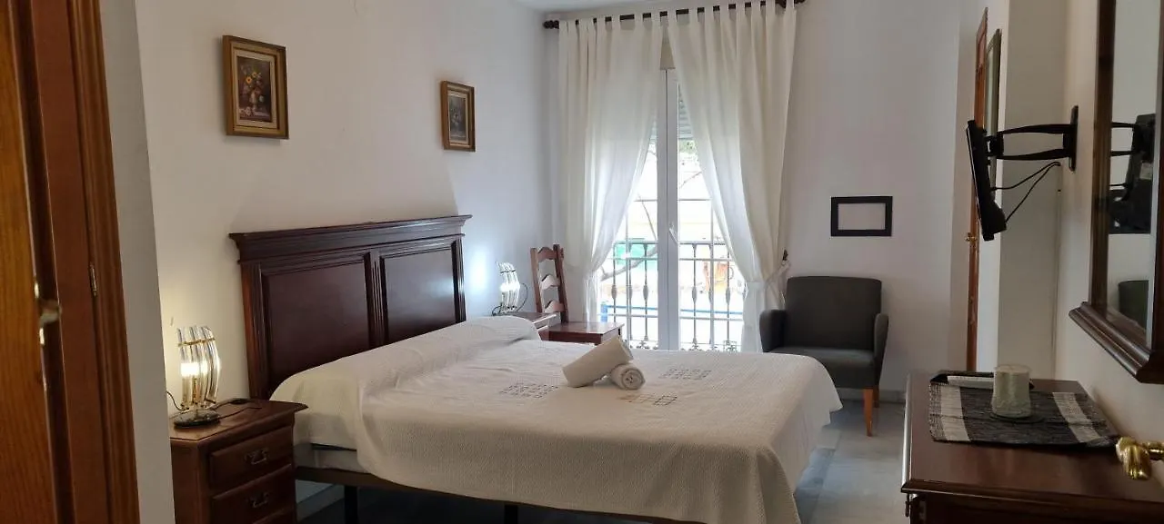 Hotel La Morena 丰希罗拉